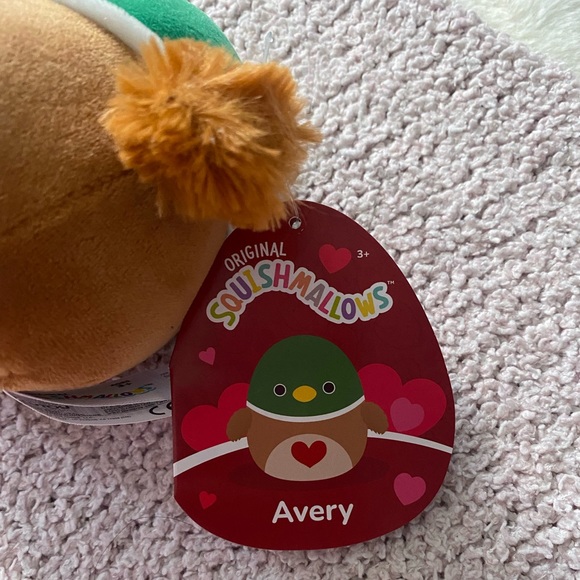 AVERY VALENTINES EDITION - Picture 2 of 2